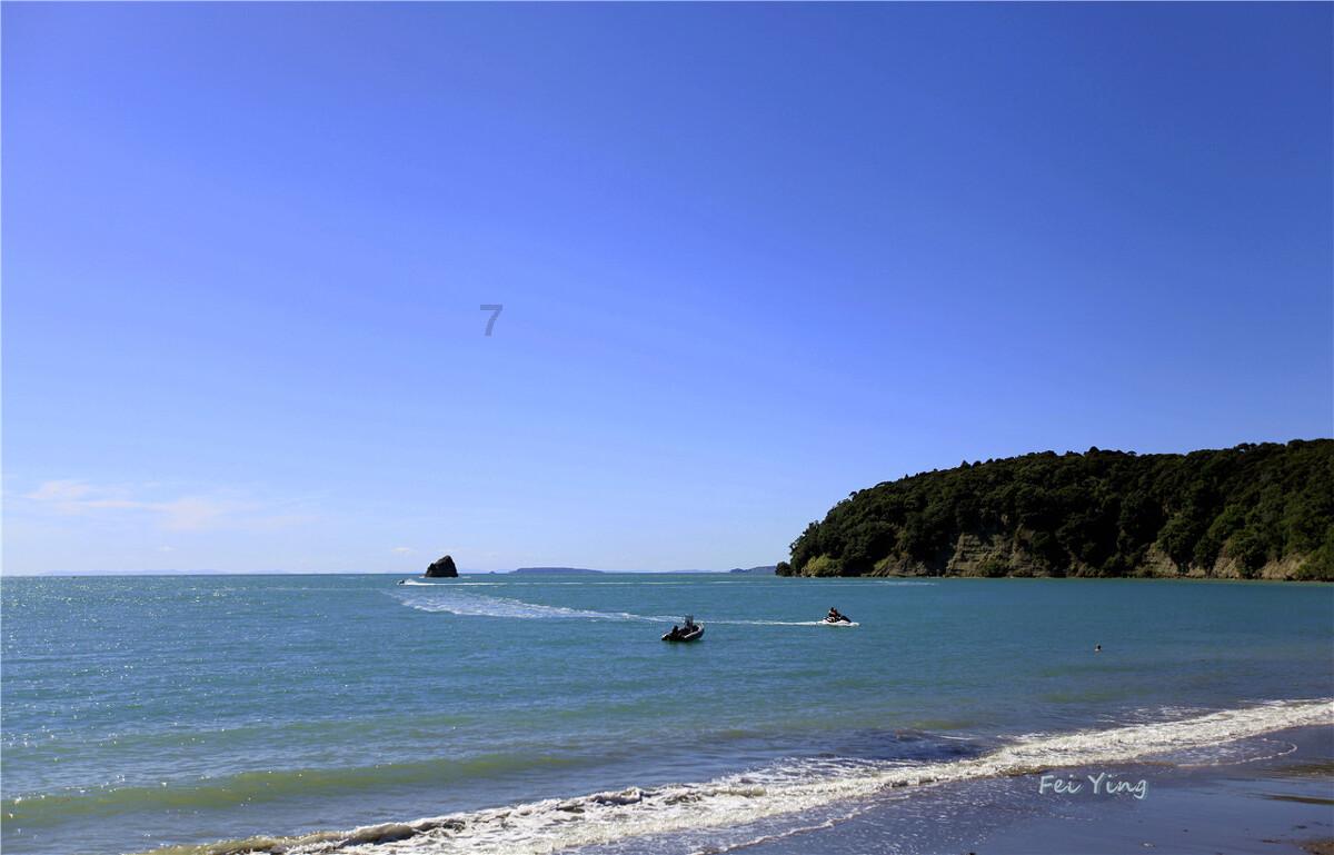 春运首日,他们是回家路上遇见的最美风景
